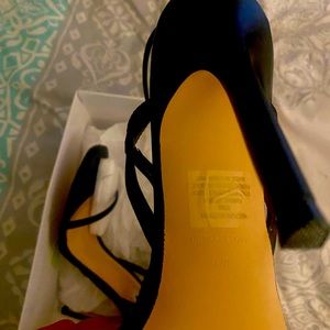 Ladies heels brand new, never worn open toe